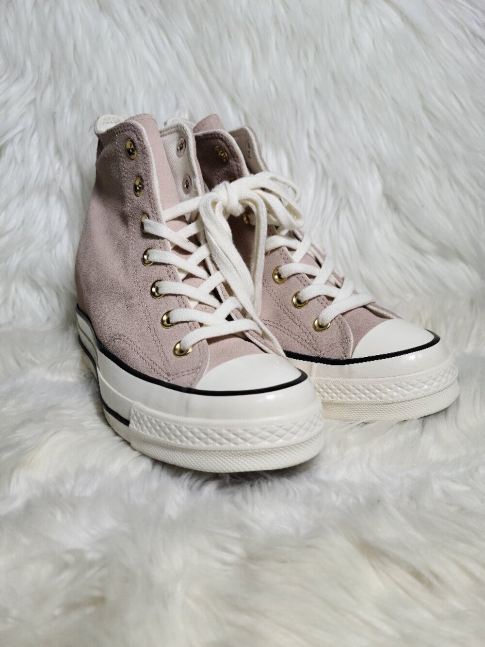 Converse Chuck Taylor All Star High Top Pink 7 Women / 5 Men NEW
